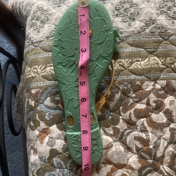 EUC “Green/ Gold Dressy Jelly Sandals” - Picture 4 of 4